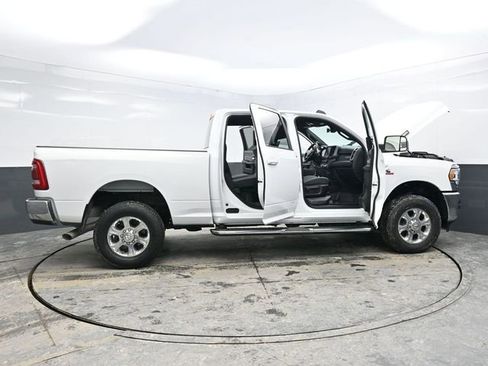 Used 2022 RAM 2500 Big Horn w/ Level 1 Equipment Group image 44
