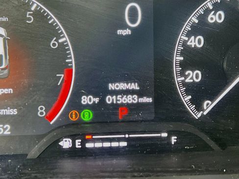 Used 2023 Honda Civic Sport image 12