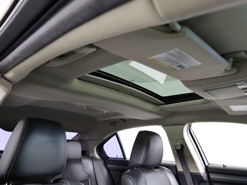 Used 2010 Ford Taurus SEL image 36