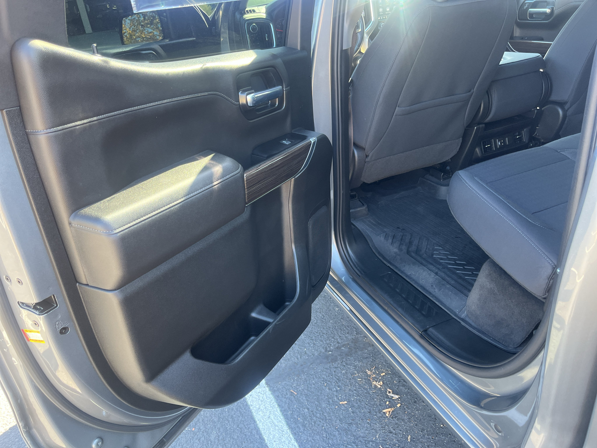 Used 2022 Chevrolet Silverado 1500 RST AWD/4WD image 39
