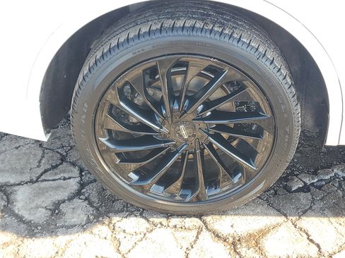 Certified 2023 Lincoln Aviator Black Label image 7