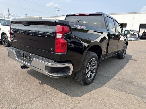 Used 2025 Chevrolet Silverado 1500 LT AWD/4WD image 5