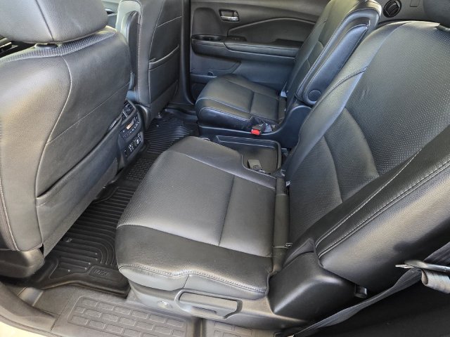 Used 2019 Honda Pilot Elite image 9