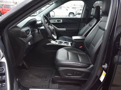 Used 2022 Ford Explorer Limited w/ Equipment Group 301A image 13