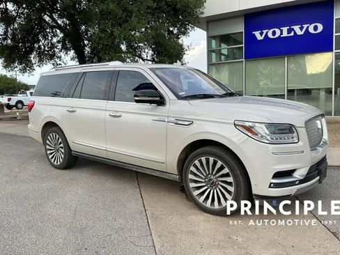Used 2019 Lincoln Navigator L Reserve image 1