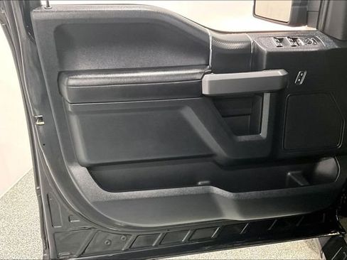 Used 2018 Ford F150 XLT w/ Equipment Group 302A Luxury AWD/4WD image 22