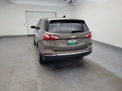 Used 2019 Chevrolet Equinox LT image 6