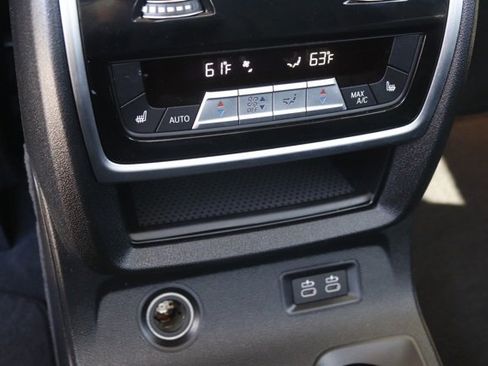 Used 2020 BMW X7 xDrive40i w/ Premium Package image 17