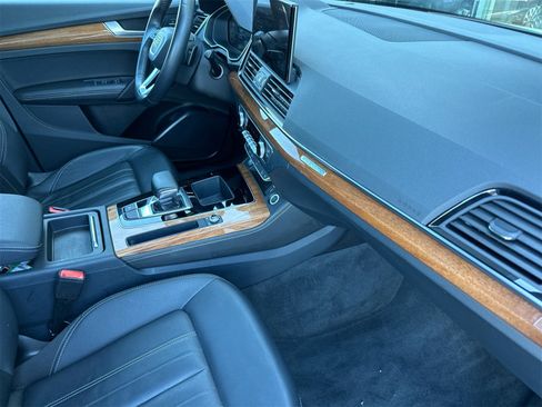 Used 2022 Audi Q5 2.0T Premium Plus image 16