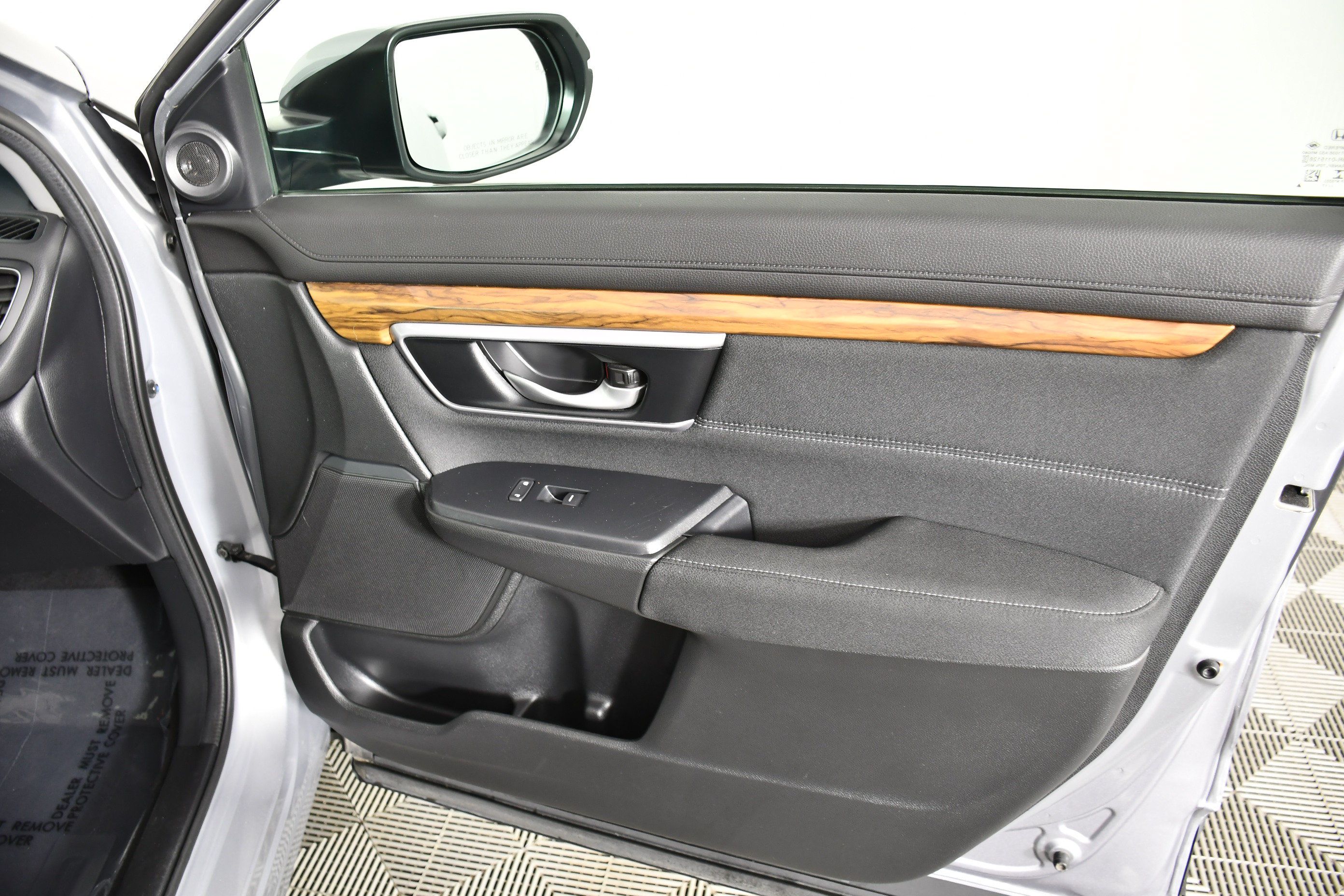 Used 2017 Honda CR-V EX image 39