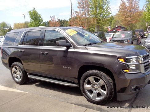 Used 2017 Chevrolet Tahoe LT AWD/4WD image 2