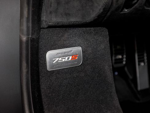 New 2026 McLaren 750S image 19