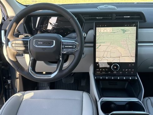 New 2027 GMC Terrain Denali w/ LPO, Black Badging Package AWD/4WD image 13