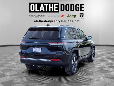 Used 2024 Jeep Grand Cherokee Limited 4xe image 34