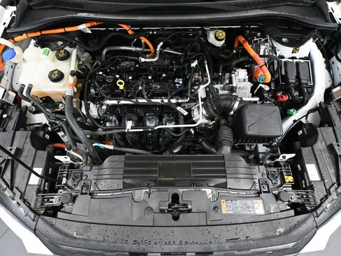 Used 2024 Ford Escape Platinum image 50