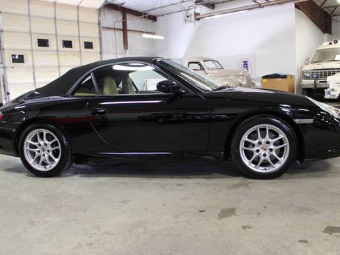 Used 2002 Porsche 911 Cabriolet image 7