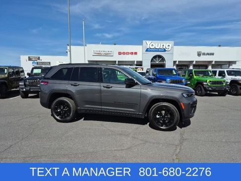New 2026 Jeep Grand Cherokee Altitude AWD/4WD image 1