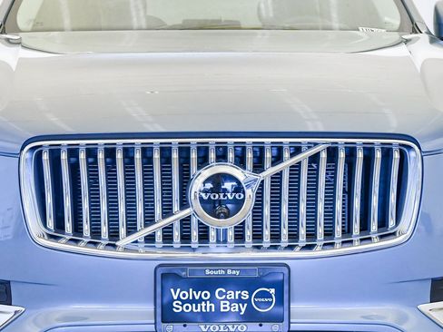 Certified 2023 Volvo XC90 T8 Ultimate w/ Protection Package Premier image 8