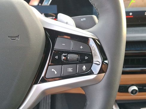 Used 2025 BMW 330i xDrive Sedan w/ M Sport Package image 23