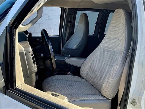 Used 2020 Chevrolet Express 3500 LS image 26