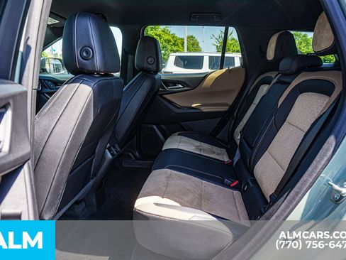 Used 2025 Chevrolet Equinox ACTIV w/ Safety and Technology Package AWD/4WD image 25