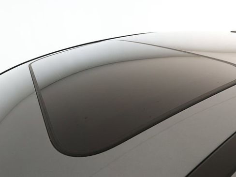 Used 2021 Mercedes-Benz C 300 Sedan w/ Premium Package image 8