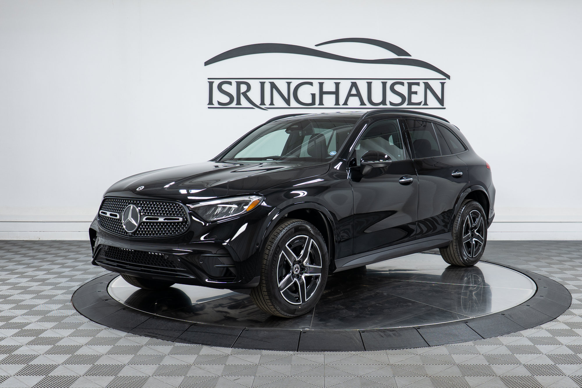 Used 2026 Mercedes-Benz GLC 300 4MATIC image 1