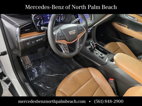 Used 2021 Cadillac XT5 Premium Luxury image 11