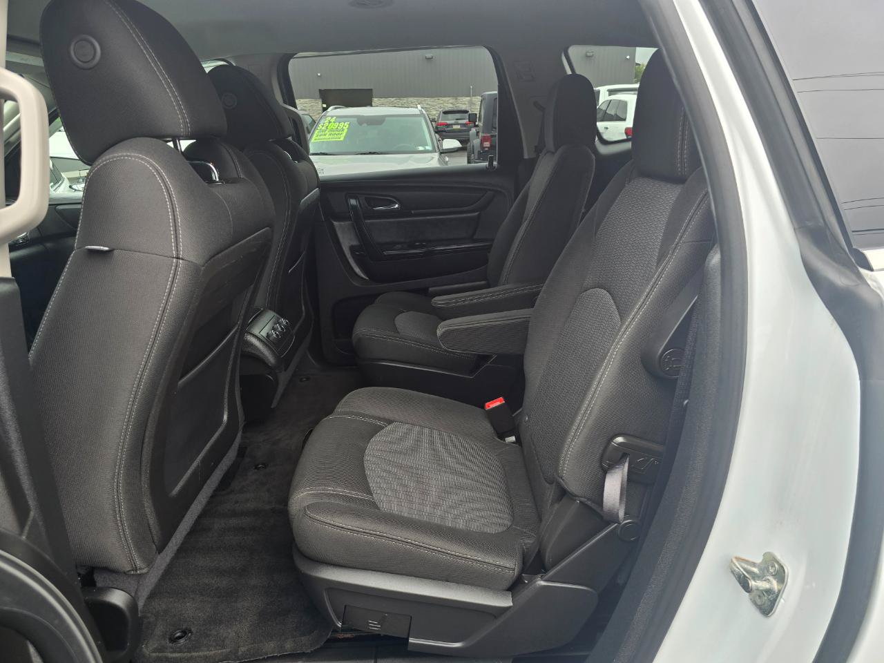 Used 2017 Chevrolet Traverse LT w/ Style and Technology Package AWD/4WD image 13