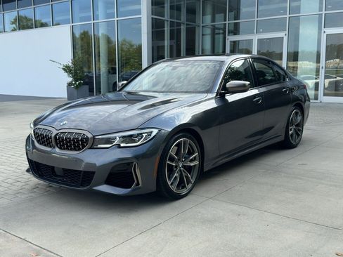 Used 2020 BMW M340i RWD image 15
