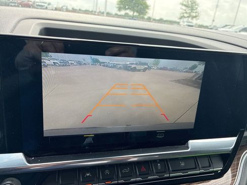 Used 2023 Chevrolet Silverado 1500 LT image 14