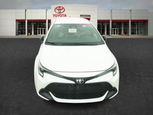 New 2026 Toyota Corolla SE image 3