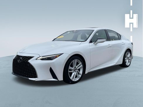 Used 2024 Lexus IS 300 w/ Comfort Package RWD image 3