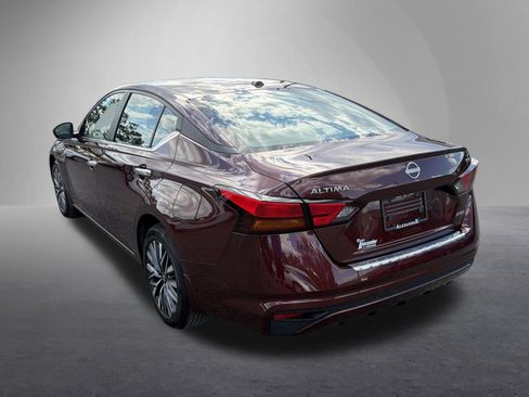 Used 2023 Nissan Altima 2.5 SV AWD/4WD image 6