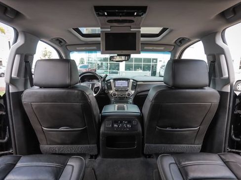 Used 2019 GMC Yukon Denali w/ Denali Ultimate Package AWD/4WD image 34
