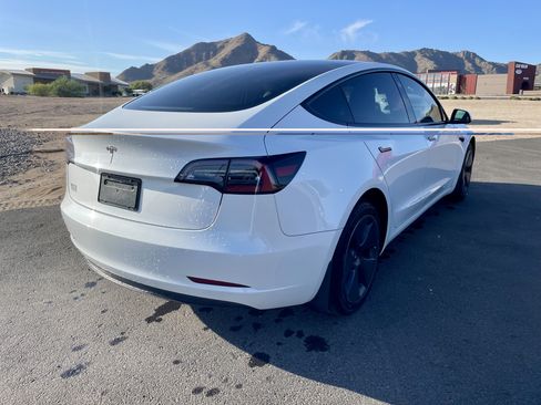 Used 2023 Tesla Model 3 Standard Range RWD image 5