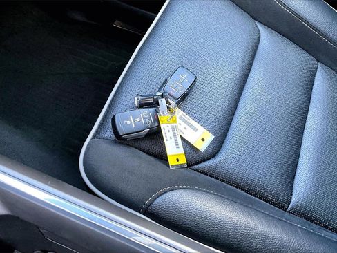 Certified 2022 RAM 1500 Laramie image 31