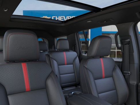 New 2026 Chevrolet Traverse RS image 24