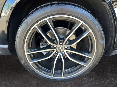 Used 2021 Mercedes-Benz GLS 580 4MATIC image 14