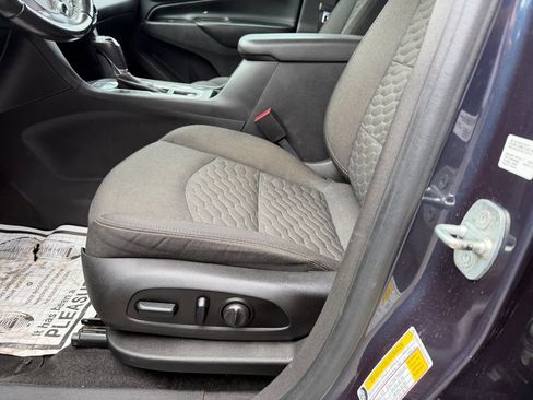 Used 2018 Chevrolet Equinox LT AWD/4WD image 12
