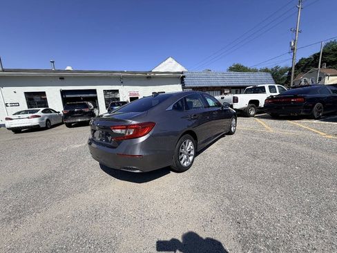 Used 2022 Honda Accord LX image 15
