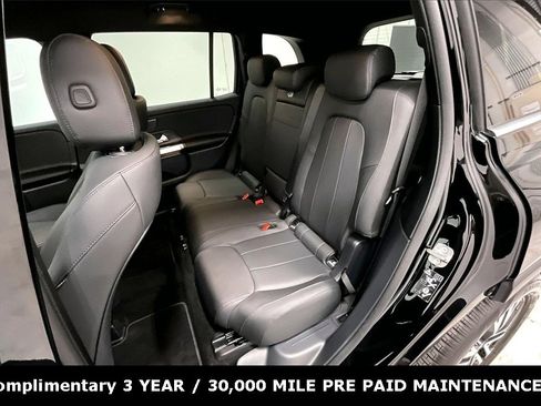Used 2025 Mercedes-Benz GLB 250 image 19