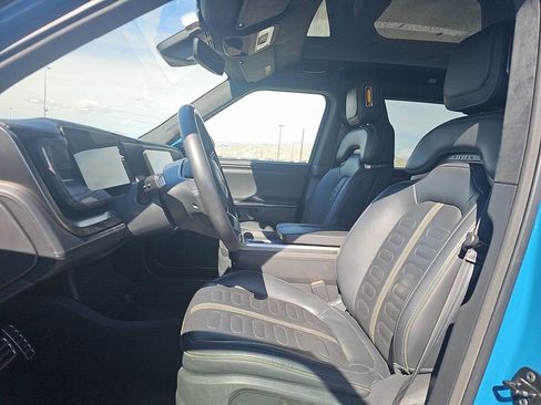 Used 2023 Rivian R1T Adventure image 4