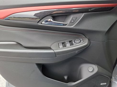New 2026 Chevrolet TrailBlazer RS w/ Convenience Package FWD image 9