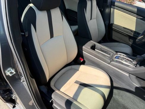 Used 2019 Honda Civic EX image 11