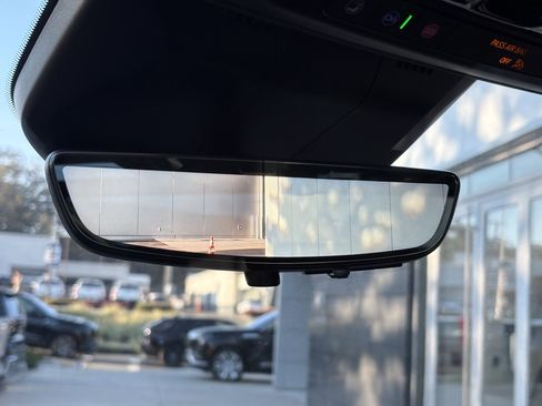 New 2026 Cadillac Escalade Luxury image 36