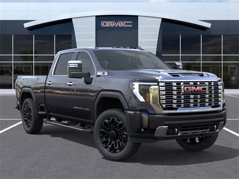 New 2026 GMC Sierra 2500 Denali w/ Denali Reserve Package image 7