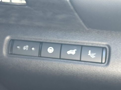 New 2026 Nissan Pathfinder Platinum w/ Lighting Package AWD/4WD image 29