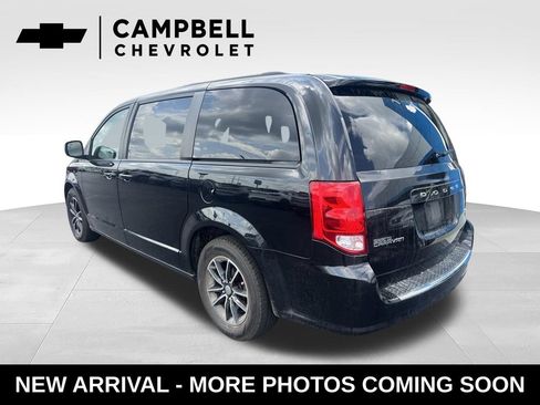 Used 2019 Dodge Grand Caravan GT FWD image 3