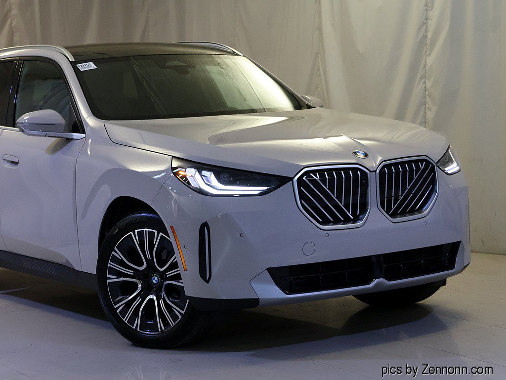 Certified 2026 BMW X3 xDrive30i AWD/4WD image 2